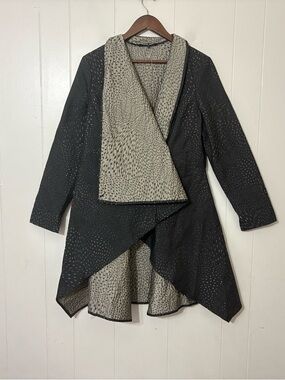 Samuel Dong Black Textured Swing Coat Size M  Asymmetrical Jacket